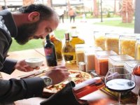 Gökyüzündeki ziyafetin merak edilen ismi: Şef İbrahim İpek