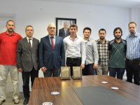 HEM İKİNCİLİK HEM ÜÇÜNCÜLÜK İZMİR ÜNİVERSİTESİ'NİN