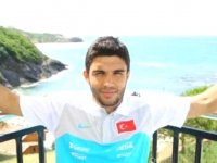 Hiç oynamadan gitti, 100 bin TL alacak...