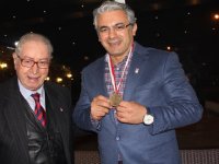 Hüseyin Mutlu Akpınar'a TMOK Fair Play Onur Madalyası...
