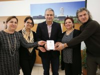 Hüseyin Mutlu Akpınar:''Karşıyaka’da eğitime destek sürecek''