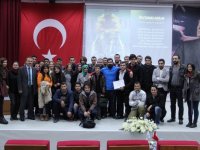 İKÇÜ’de azimle gelen başarının öyküsü anlatıldı