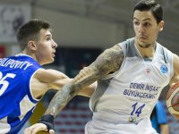 İlkan Karaman Pınar Karşıyaka'da