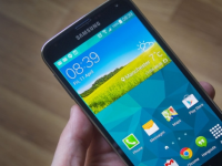 İŞTE BEKLENEN GALAXY S5!..