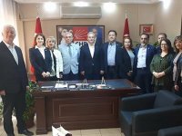 İYİ Parti Karşıyaka İlçe Yönetimi CHP'yi ziyaret etti