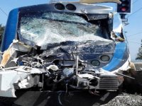 İZBAN hattında kaza, 15 yaralı...