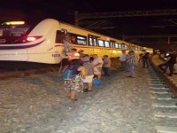 İZBAN raydan çıktı faciadan dönüldü...