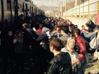 İZBAN'da önce patlama oldu, sonra yangın çıktı: 6 yaralı...