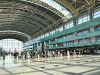 İzmir Adnan Menderes Havalimanı’nda iç hat yolcu trafiği %3 arttı