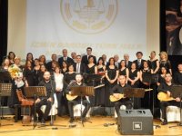 İzmir Barosu Türk Halk Müziği Korosu'ndan bahar konseri