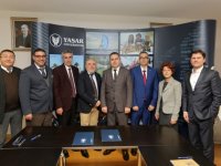 İzmir Barosu ve Yaşar Üniversitesi eğitim alanında işbirliğine gitti