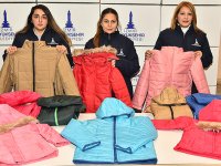 İzmir Büyükşehir’den öğrencilere sıcacık destek 
