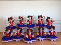 İzmir Devlet Opera ve Balesi 3.Çocuk Balesi şenliğini sergiliyor