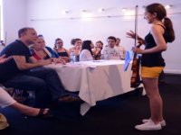 İZMİR FESTİVALİ KEMAN USTALIK SINIFI BAŞLADI