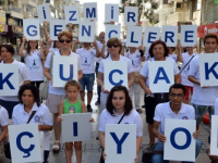 İzmir gençlere kucak açıyor...