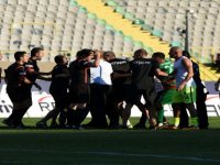 İzmir Milletvekili Çıray: Aygün Cicibaş'a yapılan muameleyi kınıyorum