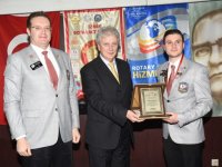 İzmir Rotaract Kulübü'nden Yorgancılar'a ödül