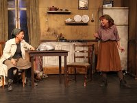 İzmir tiyatroya doyacak 