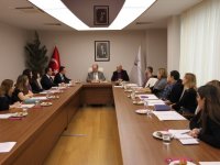 İzmir üniversiteleri gençlerin kariyerine birlikte yön verecek