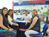 İzmir Üniversitesi’nde kayıtlara özel konforlu hizmet