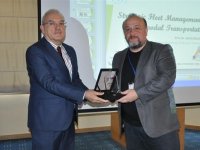 İzmir Üniversitesi'nde Lojistik konuşuldu