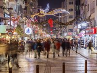 İzmir 2015'e ışıl ışıl veda ediyor