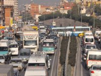 İzmir'de 1 milyondan fazla motorlu araç var