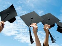 İzmir’de en eğitimli nüfus Karşıyaka’da yaşıyor