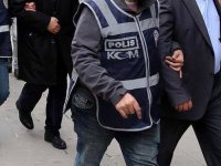 İzmir'de FETÖ operasyonunda 23 gözaltı