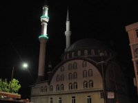 İzmir'de gece yarısı okunan sela tedirginlik yaşattı