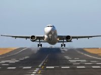 İzmir'de hava yolunu kullananlar %8 arttı