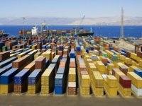 İzmir'de ihracat azaldı ithalat arttı