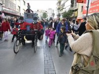 İzmir'de kukla zamanı