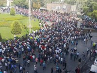 İzmir'de onbinler Basmane'den Gündoğdu'ya yürüyor...