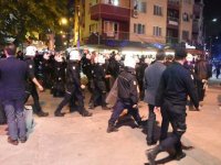 İzmir'de referandum protestosuna tomalı müdahale