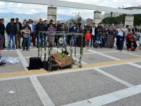 İzmir’de tiyatro coşkusu sokağa taştı 