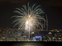 İzmir'de yeni yıl büyük bir coşkuyla karşılandı