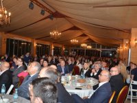 İzmir'deki STK'lar ''Teröre karşı tek yürek'' için Karşıyaka'da bir araya geldi