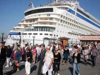 İzmir'e gelen turist sayısı %7 azaldı