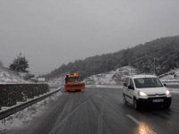 İzmir'e kar sürprizi...