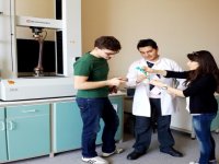 İZMİR'İN BİYOMEDİKAL MÜHENDİSLERİ İKÇÜ'DE YETİŞECEK