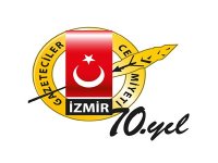 İzmirli gazeteci yazarlar okurlarıyla buluşuyor