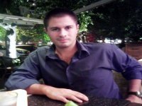 İzmirli yazar yola devam ediyor