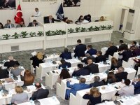 İzmir Büyükşehir Meclisi'nde Karşıyaka Tramvayı tartışması...