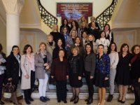 Kadın girişimciler açık kürsüde buluştu