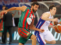 Kaf Kaf, Anadolu Efes deplasmanında