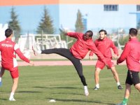 Kaf Kaf, Balıkesir'de galibiyet peşinde