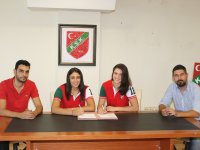 Kaf Kaf Milli oyuncularıyla nikah tazeledi