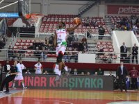 Kaf Kaf, Oredea'ya fark attı