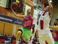 Kaf Kaf, Sırbistan'da mağlup